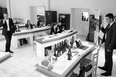 La Maison des Vins du Languedoc propose l'Ecole des vins avec initiation à la dégustation des vins et perfectionnement pour particuliers et professionnels (® SAAM-fabrice Chort)