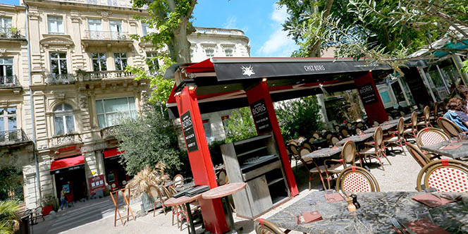 Brasserie Chez Boris Montpellier propose une cuisine fait maison et présente l’une des grandes terrasses de la ville tout proche de la Place de la Comédie.( ® SAAM-Fabrice Chort)