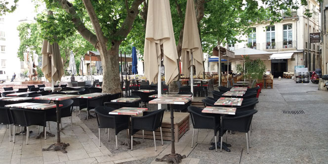 Burger et Ratatouille Montpellier est un restaurant de cuisine fait maison qui propose des burgers de caractère à déguster sur sa terrasse d'été pendant les beaux jours.