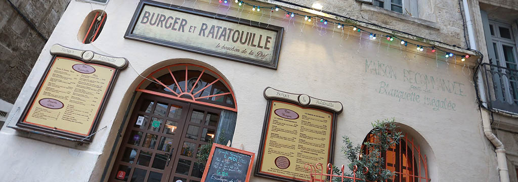 Burger et Ratatouille vous propose sa vente à emporter ou livraison à domicile Burger et Ratatouille vous propose sa vente à emporter ou livraison à domicile
