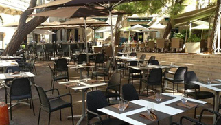 Comptoir Saint Paul Montpellier est un restaurant et bar à vins en centre-ville sur la Place Saint Roch qui annonce sa nouvelle carte d'été.