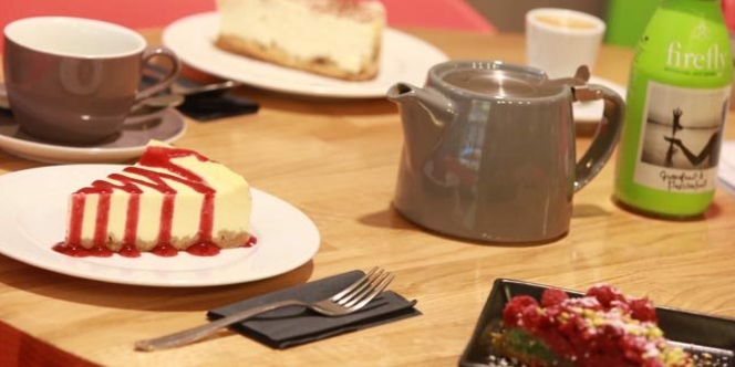 Georges Café Montpellier propose des gâteaux Maison à la carte de son restaurant-salon de thé du centre-ville Rue de la Loge.(® networld-fabrice chort)