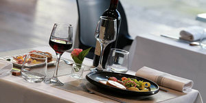 Le restaurant L'Instant Présent à La Grande Motte vous reçoit aux horaires normaux.(® SAAM fabrice Chort) Le restaurant L'Instant Présent à La Grande Motte vous reçoit aux horaires normaux.(® SAAM fabrice Chort)