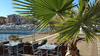 La Bonne Bouille Lattes et ses tables en terrasse (® SAAM-fabrice CHORT)
