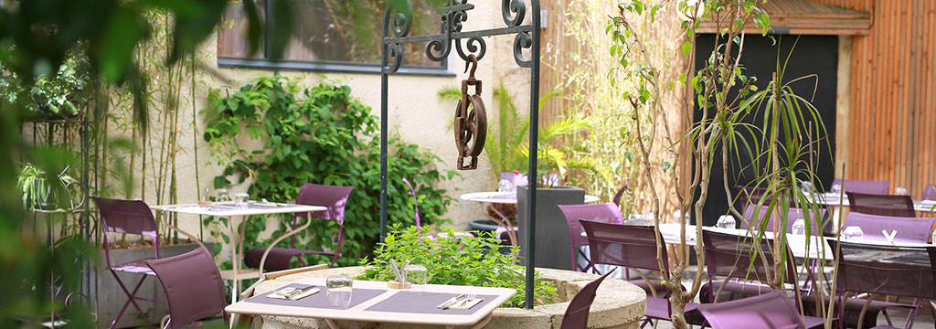 Les Gourmands Montpellier : restaurant avec patio et terrasse ombragée en centre-ville (®SAAM-fabrice CHORT)