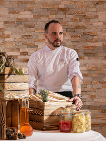  Table d’Émilie Marseillan • Thomas Sanvoisin chef du restaurant gastronomique