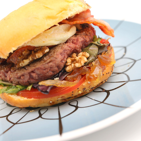Burger fait maison Montpellier- centre ville - Burger Causse du Larzac - chez Burger et Ratatouille Montpellier