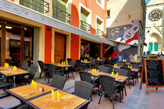 Café Léon Montpellier • Restaurant cuisine faite maison • Tables en terrasse (® networld-fabrice Chort)