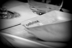 Restaurant L’Ombrine la Grande Motte propose surtout des poissons et des fruits de mer face au port (® networld-Fabrice Chort)