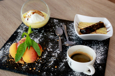 Restaurant La Cettoise Montpellier et sa cuisine fait maison. Ici un café gourmand et ses desserts maison (® SAAM-fabrice Chort)