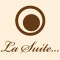 Logo de la Brasserie La Suite présente une cuisine traditionnelle française au coeur d'Antigone à Montpellier.