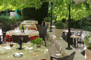 Mazerand Restaurant avec jardin Montpellier à Lattes avec une carte gastronomique dans un cadre superbe aux portes de Montpellier (® SAAM-Fabrice Chort)