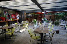 Restaurant Mauguio le Patio et sa terrasse avec pergola bioclimatique (® Le Patio)