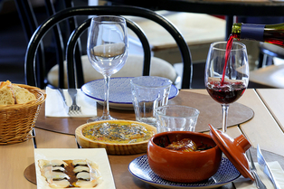 Les bouteilles à la mer Sète : restaurant, caviste et bar à vins( ® SAAM-fabrice CHORT)