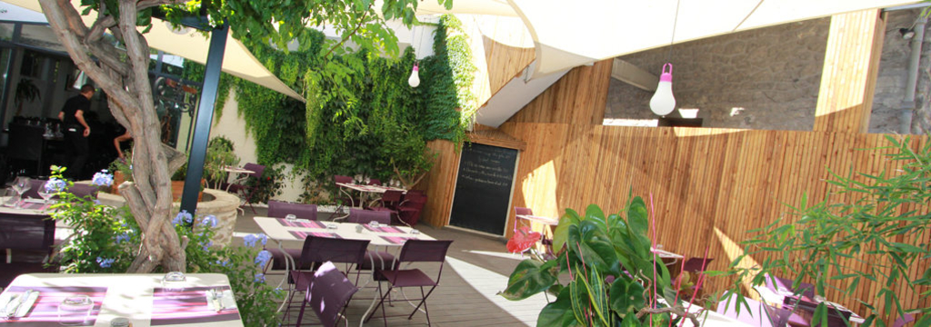 Les Gourmands Montpellier restaurant avec sa belle terrasse proche du Corum en centre-ville (® networld-Fabrice Chort) Les Gourmands Montpellier restaurant avec sa belle terrasse proche du Corum en centre-ville (® networld-Fabrice Chort)