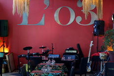 Salle du restaurant L'o3 Castries aménagée pour un dîner-concert (® SAAM-fabrice CHORT)