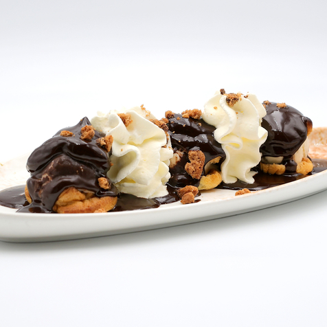 Profiteroles vanille et chocolat