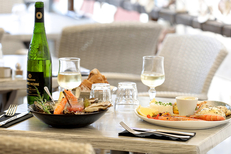 Restaurant Rives de Thau Bouzigues • Poissons et coquillages sur l'Etang de Thau (® rives de thau)